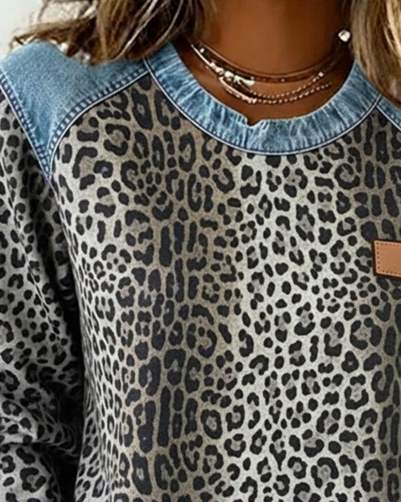 Zavryn | PatchLeo Statement Sweatshirt