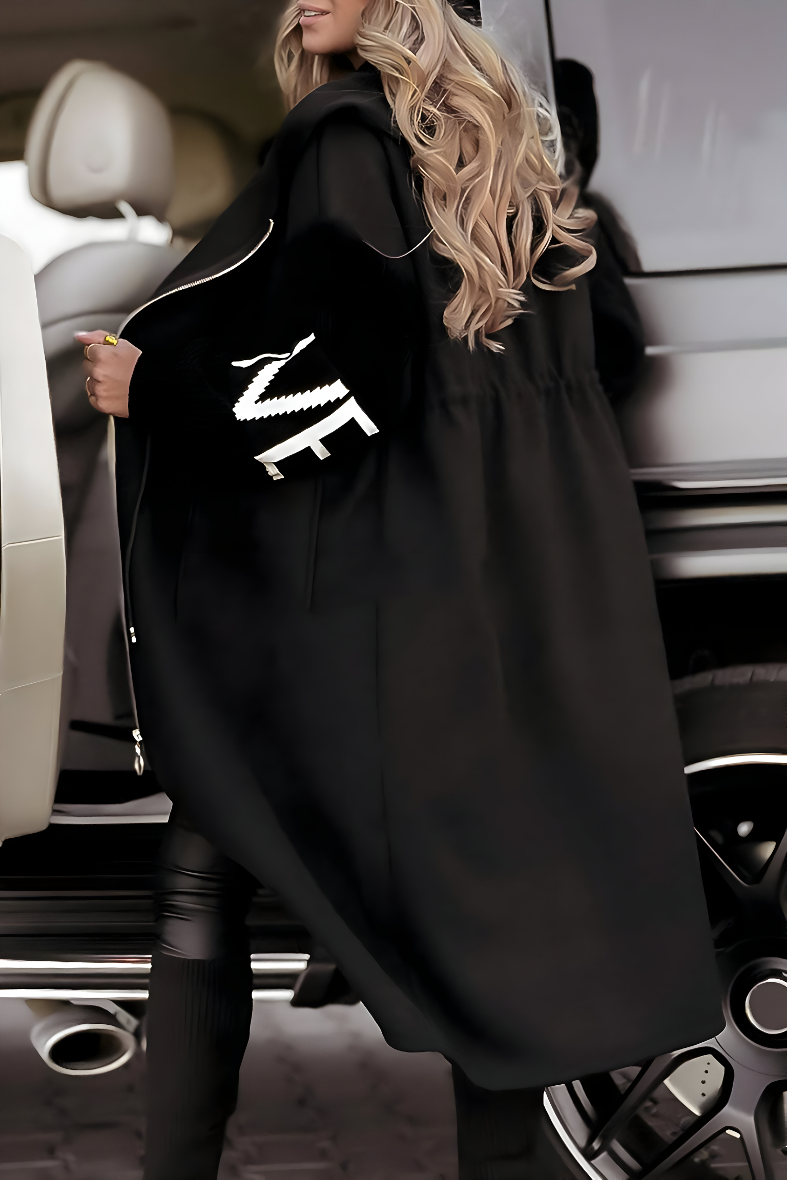 Chariza | Elegant Hooded Coat