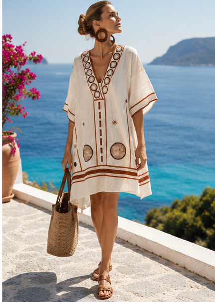 Gwen - Elegant and Comfortable Beach Dress for Warm Days